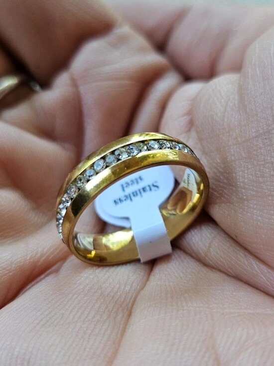 Jewelry - Share Fashion Ring Unisex Finger Band Crystals Accent Fashion Jewelry Ring Siz